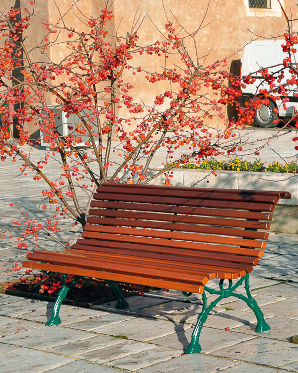 banc-fuchsia1-mahot